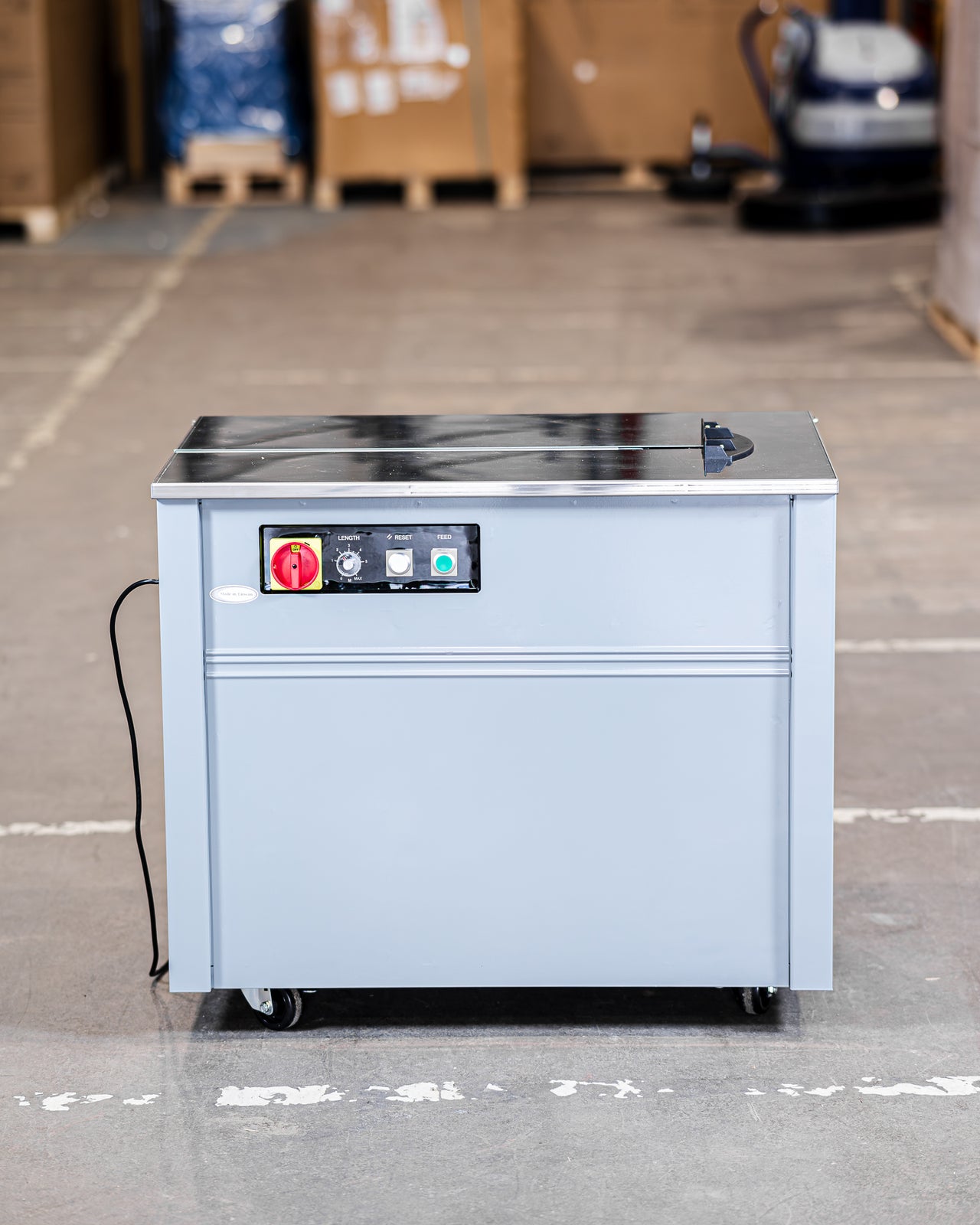 STP 500 Semi Automatic Strapping Machine